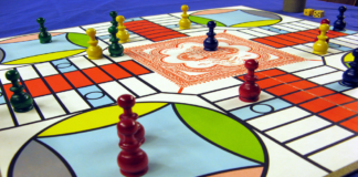 Parcheesi Rules: How to Play Parcheesi?
